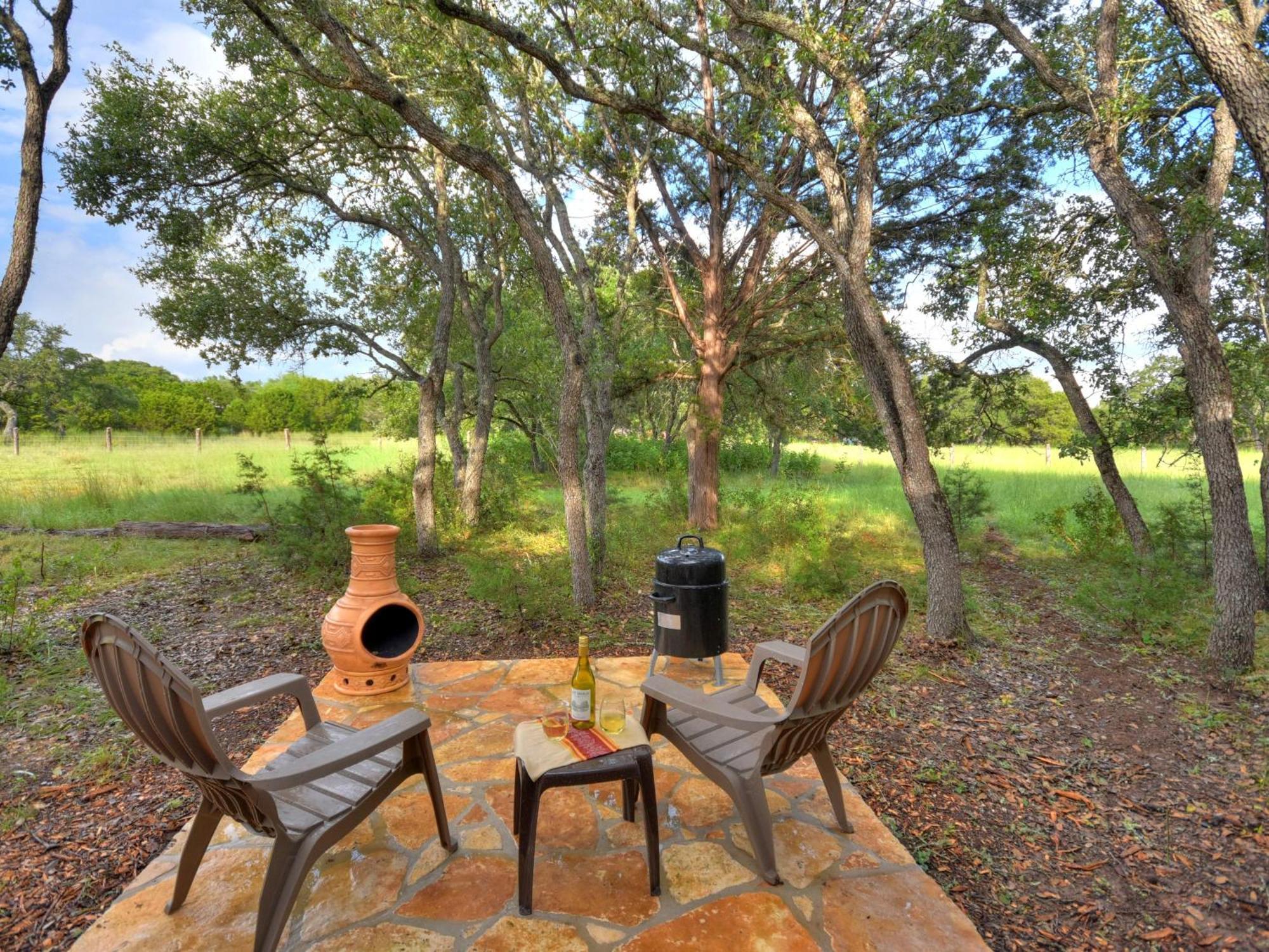 Cabins At Flite Acres - Mockingbird Cabin Wimberley Luaran gambar