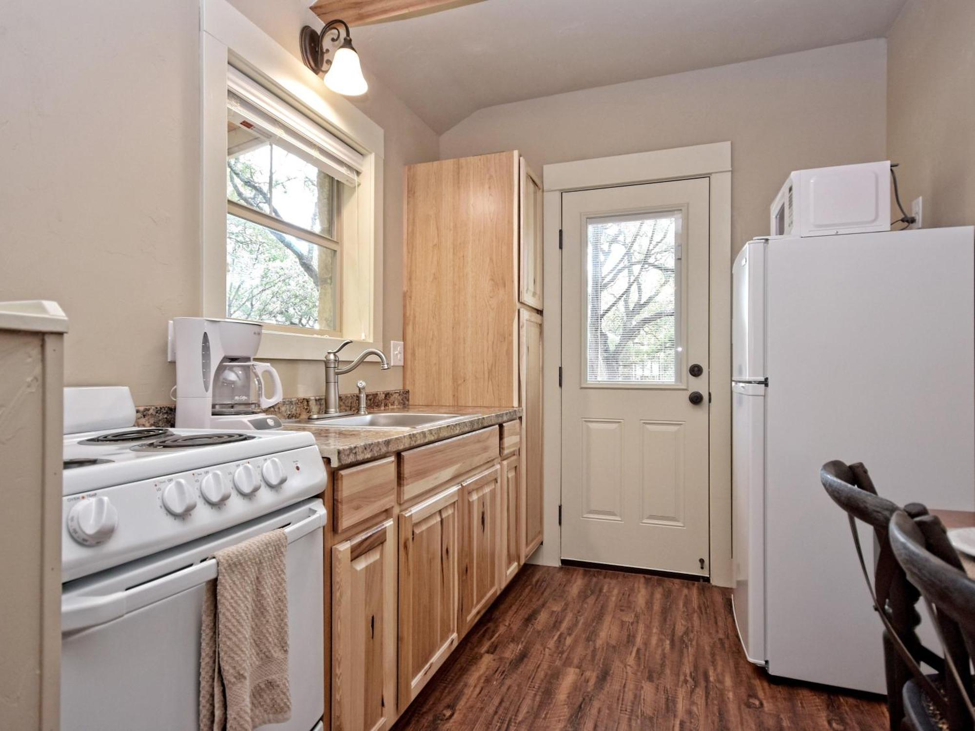 Cabins At Flite Acres - Mockingbird Cabin Wimberley Luaran gambar